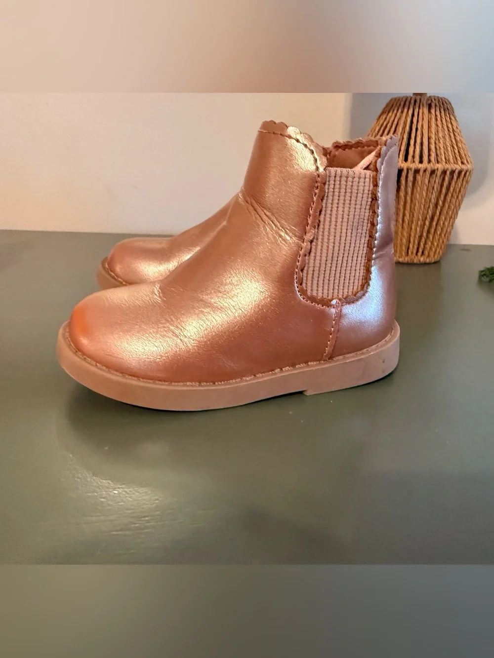 Old Navy Girls' Red Mary Janes & Rose Gold Chelsea Boots - toddler 6